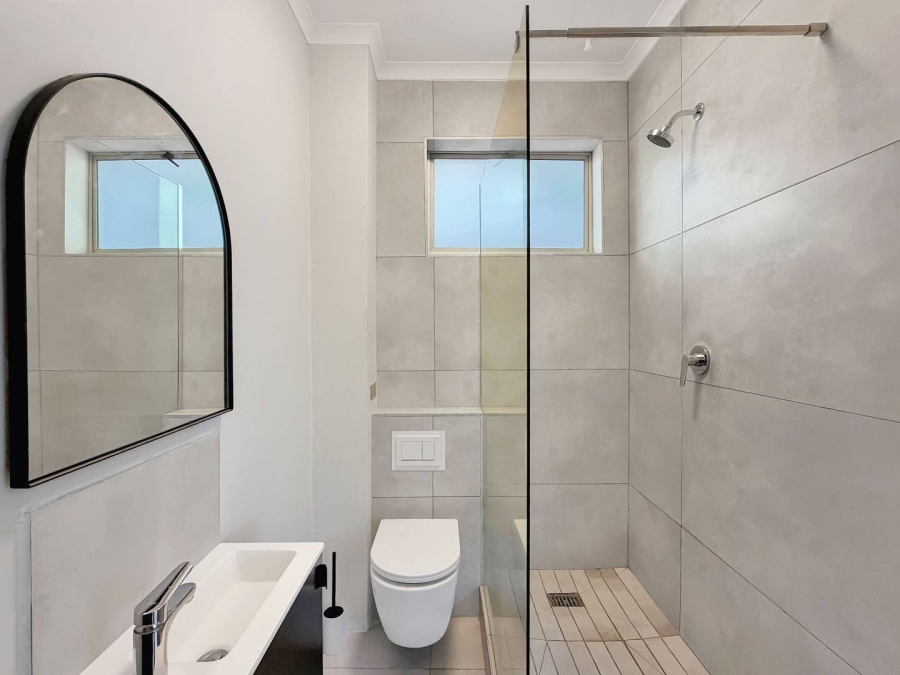 1 Bedroom Property for Sale in Three Anchor Bay Western Cape
